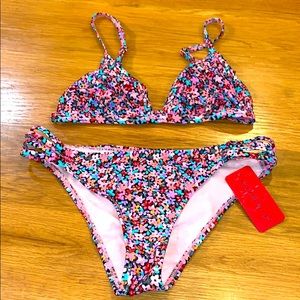 GOSSIP~Size S/M~Floral Bikini 👙Top & Bottoms Swim